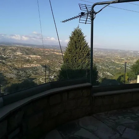 Luxurious Wood 'n' Stone House Pissouri